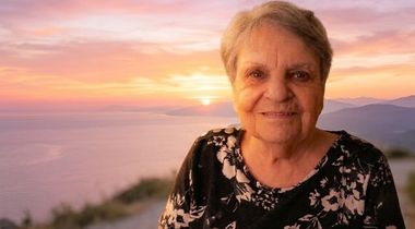 Mme Yolande Denault