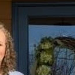 Photo of Holly Lynn Dickerson, obituary in Ormstown