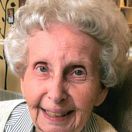 Photo of Charlotte Grieb, obituary in Louiseville