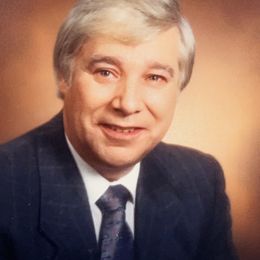 Photo de Dr Bernard Jalbert, avis de décès à Rimouski
