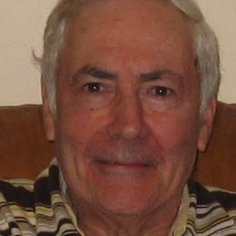 Photo of Daniel Cohen, obituary in Montréal