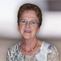 Photo of Gilberte Cyr, obituary