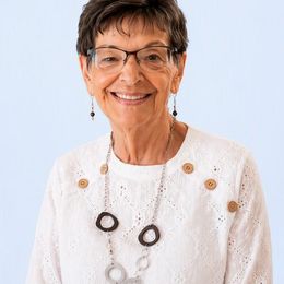 Photo of Bernadette Chartrand, née Prézeau, obituary in Gatineau