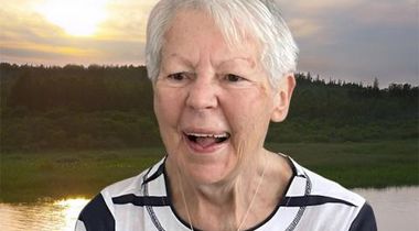 Murielle (Landry) Dubé