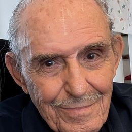 Photo de Peter G Garifalis, avis de décès