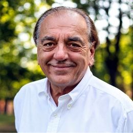 Photo de George Angelos Lampus, avis de décès à Kirkland