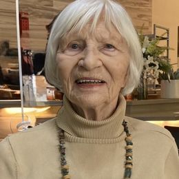 Photo de Miep B Sturrus, avis de décès