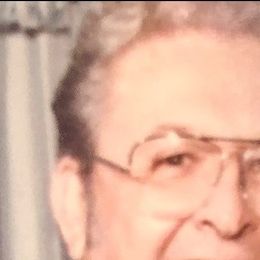 Photo of Adrienne Carolyn Hollis, obituary
