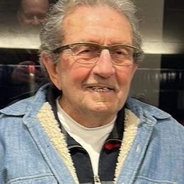 Photo of Raymond Sirard, obituary in Sainte-Julienne