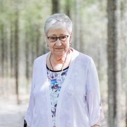 Photo of Lisette Racine, obituary in Québec