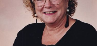 Louise Paquette