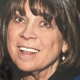 bQbJUkO9l9DNVYjeHdeb9uBsYlVbKdXxY2N4qeKy