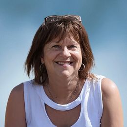 F8PiJlaEhWB9RPlzLEWzTQVVWMs9DbcE4G53YJZ5