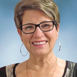 vGkJ5XqKSh14RxcrFvYjOustIONmov8ZvWsPRppG