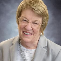 X2Z0EKtD5Sj3ZeiSyIFXJy5jtHDjG3DdmUvCtnOQ