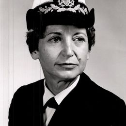 Photo de Louise Frances Jakshe, avis de décès