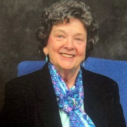 Photo de Edith "Betty" E. Luzier, avis de décès