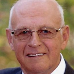 Photo of Roger Hébert, obituary in Compton