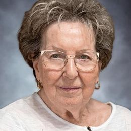 Photo de Armande Lévesque, avis de décès à Saint-Hyacinthe