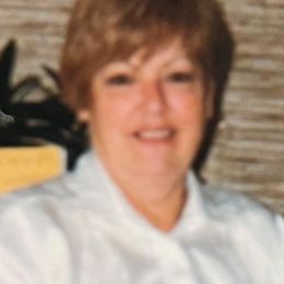 de78YB8VXt1bdwS0lNCT5pgwreE2R0VP8QgCvvg7