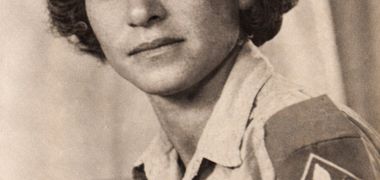 Rifka Golding (née Zuzel)