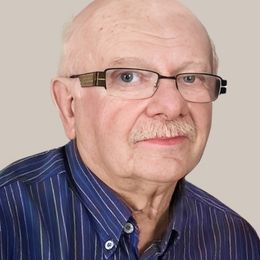 o3E3X70GXsUla5HqlooMTf2OPAm5l6qsntolkFSa