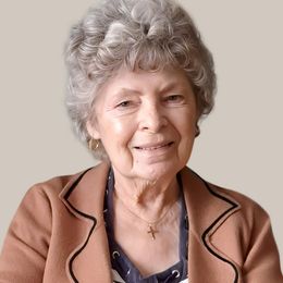 tq7XFbvGNjpVIRqoj4zYKhkWUit8b849vEdrViNz