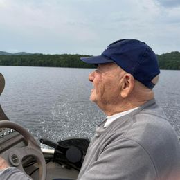 0V1XPtLX7JrYLShS7Ej8Ami0FAFMPl1oqNez5JRK