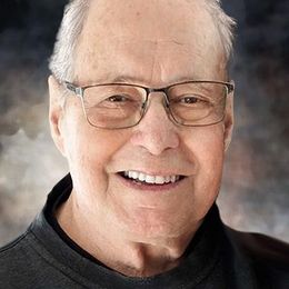 qhGjWglqrZ7mQRRTLBdzAN1XGQ8OzSgtSKDD2Ey9