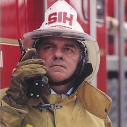 TjoMrFtLHCRBldugNCW63BefJoyQr29CaFQv180N