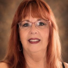 Photo of Jeannine Lapointe, obituary in Québec