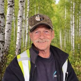 5Hbt7tDANkuOeAHb47JrRAIDyoTUVpJKfG7e1U61