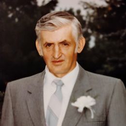 Dmmoi3eetsyWWWKK3mW0vwzfJNkELdGyXcZYSzQk