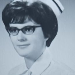 HGcVtZIchFrmsXRzmFS3rLY98UXfWcFtDqJoRsE4