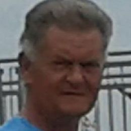 XImSBG3q4ZTNntbYtPfNVfG7DTallJTIfwWVPIkM