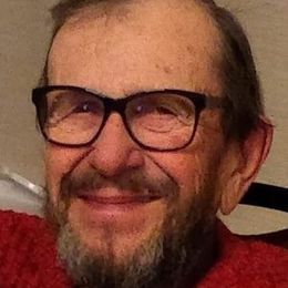 Chl33ijkVWQW1yVaBv9d1spj1u1NymN1Z1GULQ4n