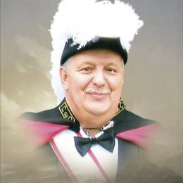 aygeZbqGdX9jA2wdSY9V6x09W5WbnLBc6Cdko4F5