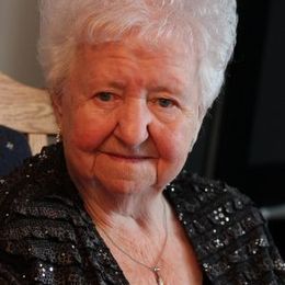 uvz91XlOHUhxBj6xibTmSicYrGlabRmoisJhGgmC