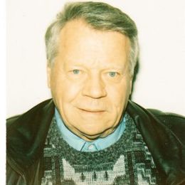 EroCGFQOm4ZmUlI1XK2vATfnObIDSNUKkEG074LQ