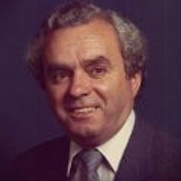 BB9zK8VMZtd8YvOhdFv9PhKW6Tv6xzLNtBYCNjX0