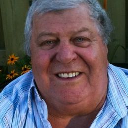 di8jfQhPWBKyNib9tssq26N3RvTdcFGwQqSjWeDG