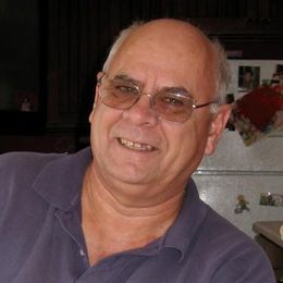 fxvHU3zVvNUZxqXewGzZn9qmJfPVNTWDxpzontlB