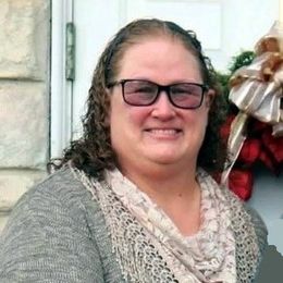 Photo of Nona "Beth" Elizabeth (Andrews) Bell, obituary