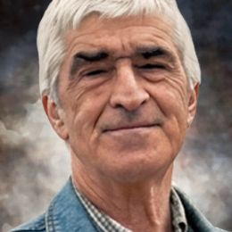 ckrWYajAK1XBj1hES3kUaBTAE0qUaKdPruJ66A3W