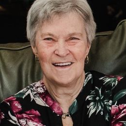 HKHWxhmD10lczghZRfsc0lmRPSr0Vlb0XEMcmwDK