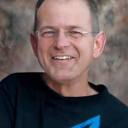 sHw4ueVJ1sAAxn0oTQkHWcynCZqsbUy5bjb8VOlS