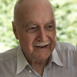 myFCjEfGcm0PFsNHH22jOMiD6z1XQfcbk9tcWPhl