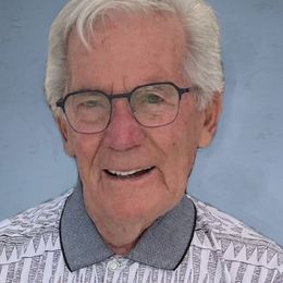 v5o50eLdfLqLqLQAWfY2a5OHewecitTRbESQS8yN