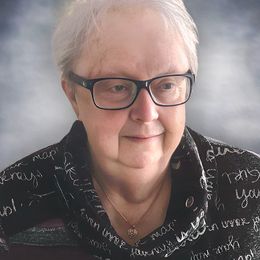 aKrLX10SutpGbD1gFvBiLkMdJSgHmR2BDKop7Iyd