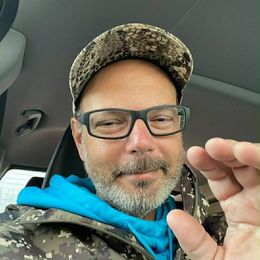 XkRxX0P3E34vmvRzFBgt8b05CwSpwqRbQTEHyqZn